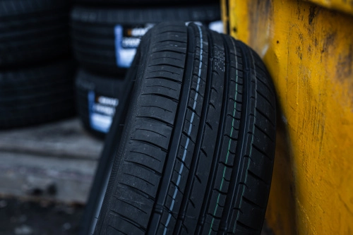 фото протектора и шины PREMIO ARZERO Шина Arivo PREMIO ARZERO 185/55 R15 82V