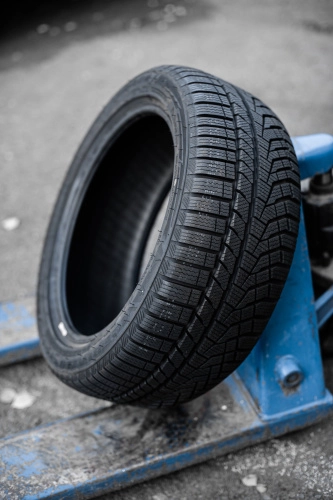 фото протектора и шины Ice Blazer Alpine EVO1 Шина Sailun Ice Blazer Alpine Evo 1 245/40 R18 97V